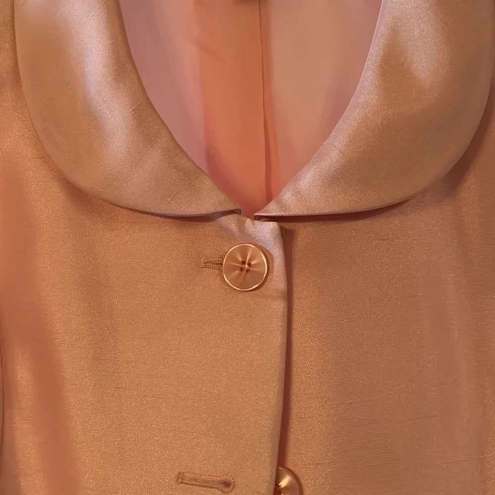 Pretty pink jacket - Picture 4 of 4